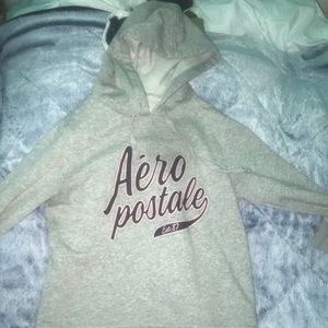 I’m selling a Aeropostale hoodie.